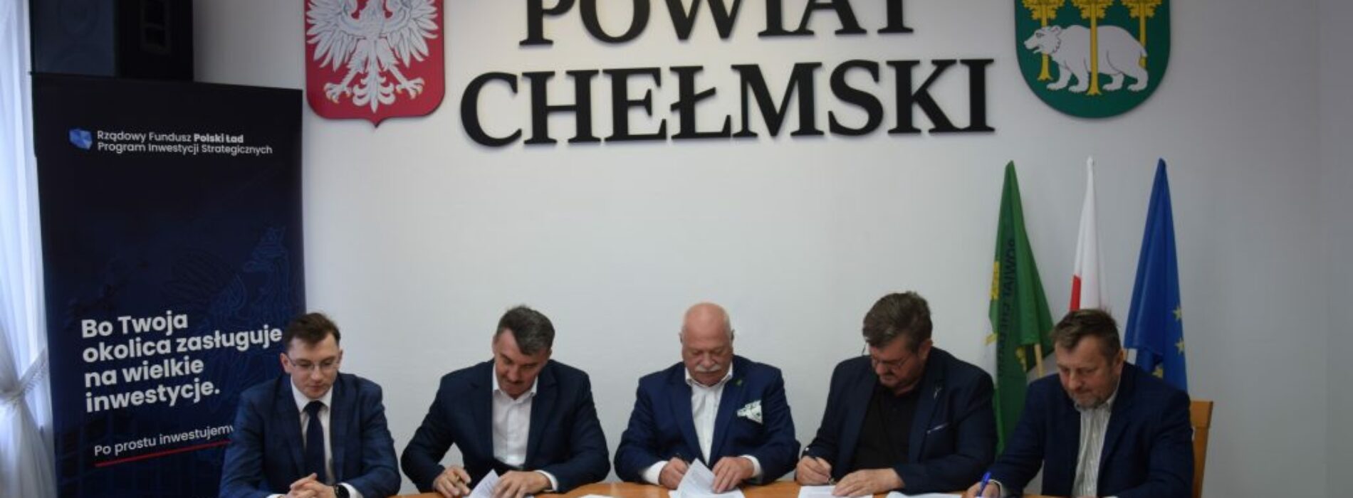 Umowy podpisane – powstaną nowe nawierzchnie na drogach powiatowych w gminach: Żmudź, Dubienka i Białopole!